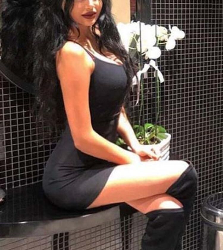 escort Alya profil görseli